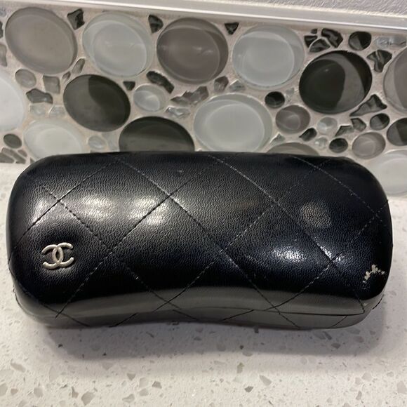 Chanel black leather quilted sunglass case. No sunglasses just the case main image 9